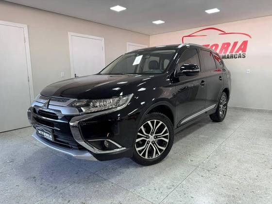 MITSUBISHI OUTLANDER 2.0 16V GASOLINA 4P AUTOMÁTICO MITSUBISHI OUTLANDER 2.0 16V GASOLINA 4P AUTOMÁTICO